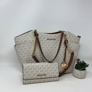 Michael Kors JST Large Chain Shoulder Bag Set
